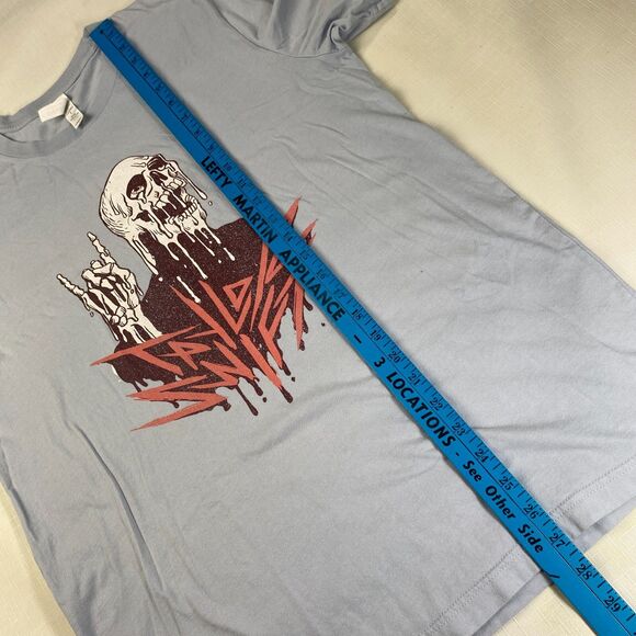 Taylor Swift METAL SKULL Light Blue Tshirt! Concert Tour Retro Merch Sz Large - Picture 9 of 13
